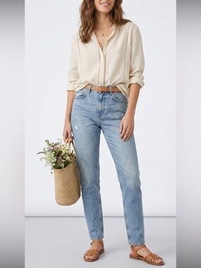 BDG Mom Highrise Blue Jeans Size 27 Cotton